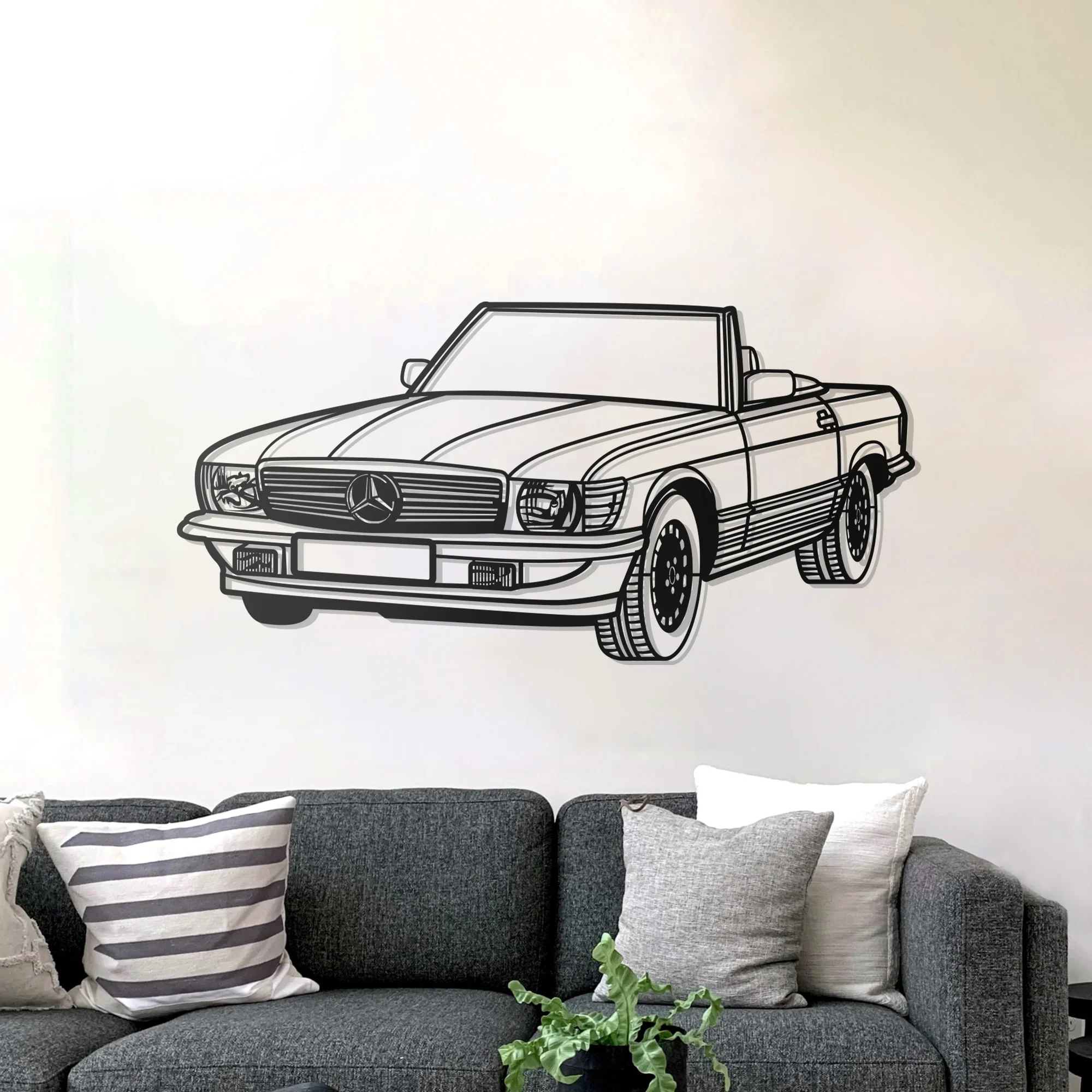 MERCEDES W107 CONVERTIBLE ANGLE - слика 2